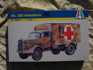 Italeri 7055  Kfz.305 Opel Blitz AMBULANCE